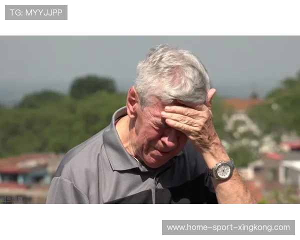 艾迪生强势抱摔后成功锁技 艾迪生强势抱摔后成功锁技